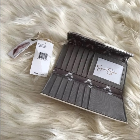 Jessica Simpson Wallet - Picture 3 of 5